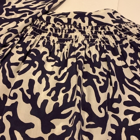 Lilly Pulitzer Treasure blouse net size xs - Picture 8 of 9